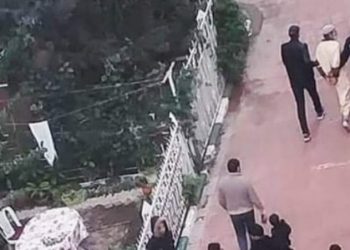 طنجة.. توقيف أربعينيا غرّر بقاصر وحاول إصطحابه معه