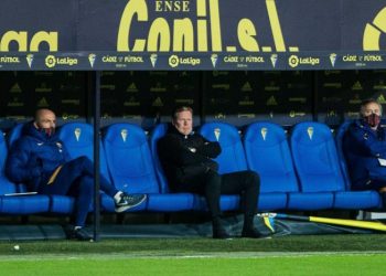 برشلونة تراجع “خطوة هائلة إلى الوراء” بحسب كومان