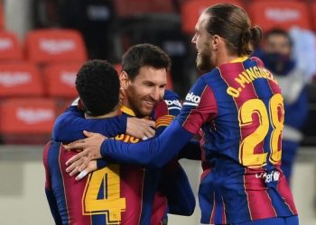 بطولة إسبانيا: ميسي يعادل رقم بيليه كأفضل هداف مع ناد واحد وسواريز يعزز صدارة اتلتيكو