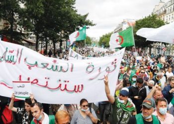3 من متزعمي  المظاهرات ضد النظام الجزائري  يوجدون  بين الحياة والموت