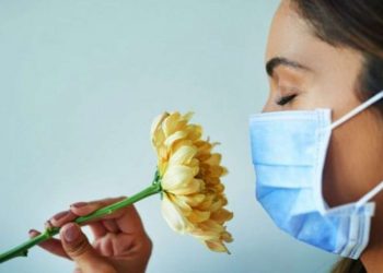 متى يستعيد الإنسان حاسة الشم بعد كوفيد-19 ؟