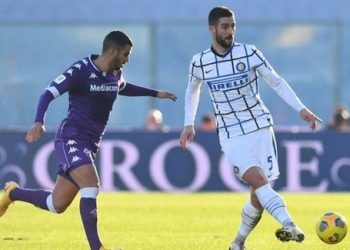 إنتر يفلت من كمين فيورنتينا ويضرب موعداً مع ميلان في ربع نهائي كأس إيطاليا