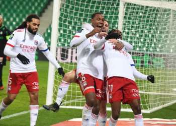الدوري الفرنسي: ليون يسحق بخماسية نظيفة ويعزز موقعه في المركز الثالث