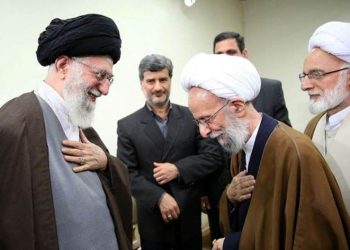 وفاة آية الله المقرب من خامنئي