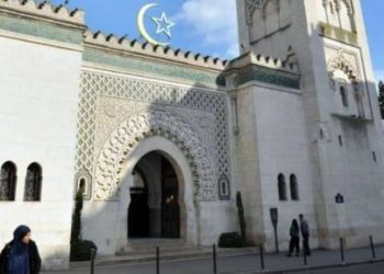 المجلس الفرنسي للديانة الإسلامية يقر “شرعة مبادئ”
