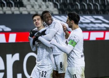مونشنغلادباخ يعرض بايرن لخسارته الثانية في الدوري الألماني