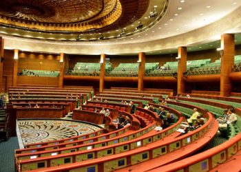 مكتب مجلس المستشارين يسلط الضوء على مراقبة عمل الحكومة والتشريع