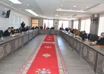 المجلس الإقليمي لازيلال يعقد دورته العادية لشهر يناير ويصادق على حزمة من الاتفاقيات
