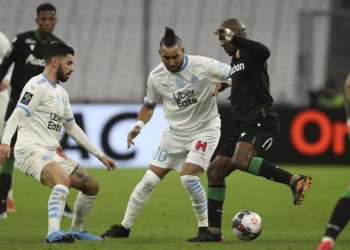 لنس يعمق كبوة مارسيليا في الدوري الفرنسي