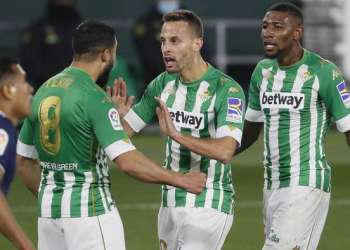 الدوري الإسباني: ريال بيتيس يقلب تأخره أمام سيلتا فيغو