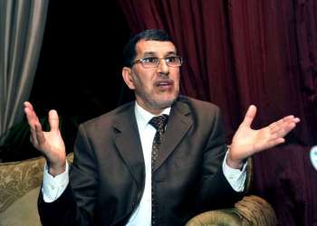 العثماني يرفض التأشير على ترقيات الموظفين