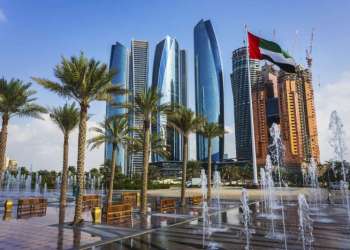 الحكومة الإماراتية تصادق على فتح سفارة في تل أبيب
