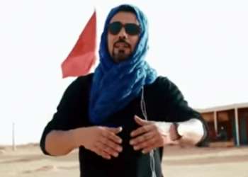 محمد عيوش… فاضح أكاذيب البوليساريو على وسائل التواصل الاجتماعي