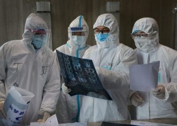الصين ترفض منح تأشيرات لخبراء الصحة العالمية