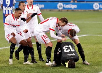الدوري الإسباني: ياسين بونو يقود إشبيلية للفوز على الافيس والعودة للمربع الذهبي