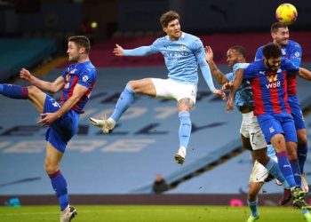 الدوري الإنجليزي: مانشستر سيتي يكرم وفادة كريستال بالاس برباعية وينتزع الوصافة