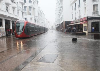 تساقطات مطرية غزيرة بالدار البيضاء