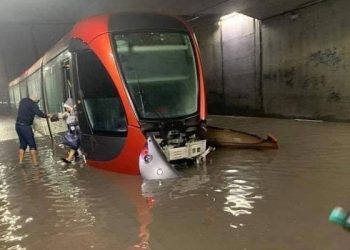 البيضاء ..اضطرابات  حركة الطرام وأضرار مادية همت الممتلكات  بسبب الامطار