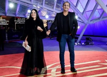 سناء عكرود مغازلة زوجها: “طبقي الرئيسي الحلو والمالح”