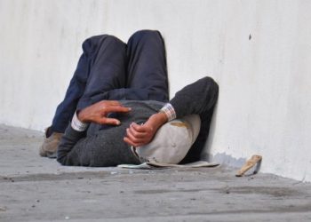 المعارضة تُطالب بحماية المشردين