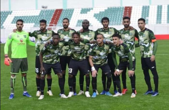 الدفاع الحسني الجديدي لكرة القدم يواصل سلسلة نتائجه الإيجابية