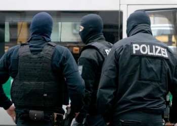 توقيف 14 شخصا في الدنمارك وألمانيا بشبهة التحضير لهجوم بمتفجرات