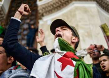 تأخر ميلاد “الجزائر الجديدة” يُخرج الجزائريين للشارع