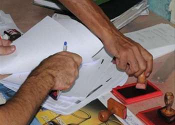 الفقيه بنصالح.. تلاميذ يزورون نتائج امتحانات الأسدس الأول بمساعدة بعض محلات ” السيبير” خوفًا من ولي الأمر