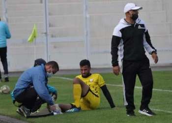شبح الإقالة يطارد بوطهير بعد هزيمة الخميسات أمام الراك