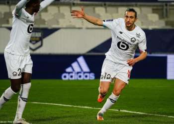 باريس سان جيرمان وليون يواصلان مطاردة متصد الدوري الفرنسي