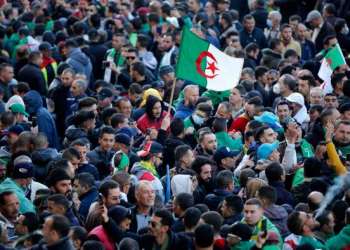 الآلاف يحتشدون في العاصمة الجزائرية في الذكرى الثانية للحراك