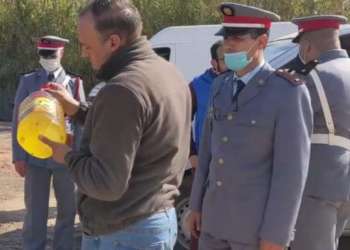 مداهمة مستودع بمديونة وحجز 20 طن من الزيوت المتسخة تعبأ في قنينات مزورة العلامة التجارية
