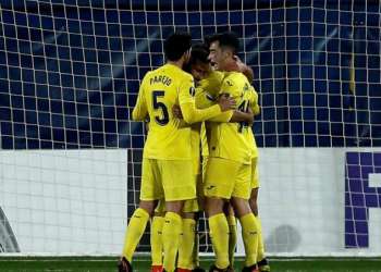 مورينو يقود فياريال لثمن نهائي الدوري الأوروبي