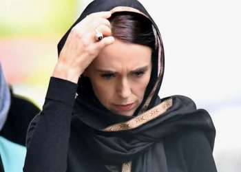 رئيسة وزراء نيوزيلندا تؤكد أن من “واجب” بلادها حماية مسلميها