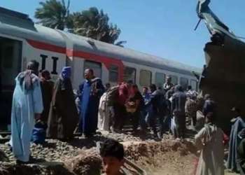 الملك يعزي الرئيس المصري إثر حادث اصطدام قطارين بمحافظة سوهاج
