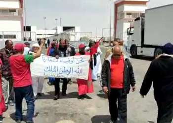 أسرى حرب مغاربة يدعون محتجزي تندوف للإنتفاض ضد “البوليساريو”