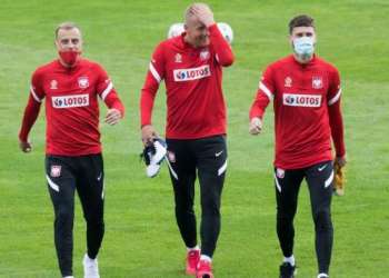 إصابة لاعب في منتخب بولندا بفيروس كورونا