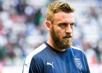 القائد السابق دي روسي ينضم للجهاز التدريبي لمنتخب إيطاليا بقيادة مانشيني