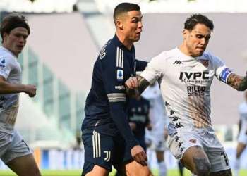 بينفينتو يفسد احتفالية رونالدو ويسقط يوفنتوس في الدوري الإيطالي