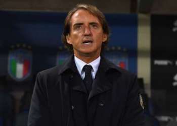 مانشيني يحذر لاعبي إيطاليا من القوة البدنية لمنتخب إيرلندا