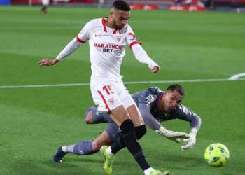 النصيري يتعملق ويقود إشبيلية لحسم “ديربي” الأندلس
