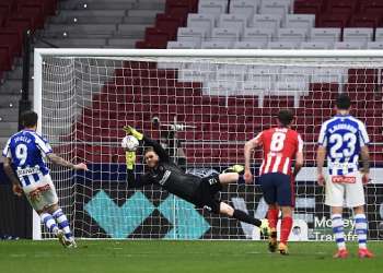 اتلتيكو مدريد يفلت من كمين ديبورتيفو ألافيس بفوز صعب ويعزز صدارته للدوري الإسباني