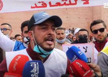 أستاذ متعاقد عن حادثة تعنيف الأساتذة.. يجب فتح تحقيق معمق لا يمكن لهذه التصرفات أن تتكرر في بلادنا