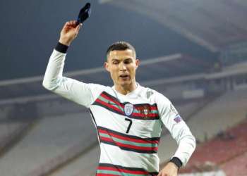 “يويفا”: كان من الممكن أن يتجنب منتخبا صربيا والبرتغال غضب رونالدو