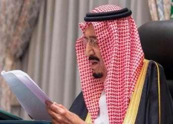 إعفاء وزير الحج والعمرة من منصبه