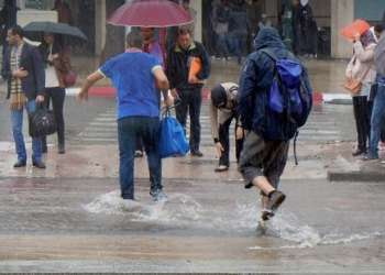 أمطار قوية محليا رعدية ورياح قوية يومي الثلاثاء والأربعاء بعدد من أقاليم المملكة