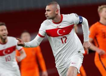 هاتريك يلماز يقود تركيا لفوز مستحق على هولندا في افتتاح مسيرتهما في تصفيات مونديال 2022