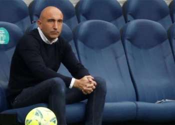 إقالة أبيلاردو فرنانديز من تدريب ألافيس