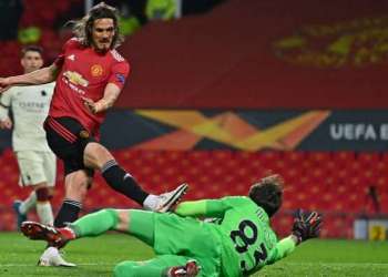 مانشستر يونايتد يسحق روما بسداسية ويقترب من نهائي الدوري الأوروبي