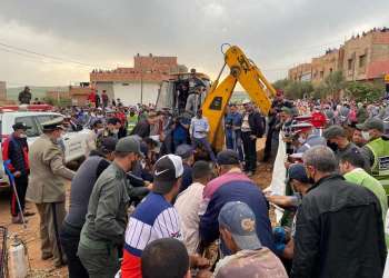 وفاة ثلاثة أشخاص في بئر لقنوات الصرف الصحي بالمعازيز